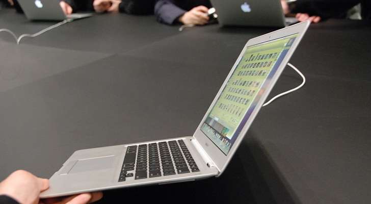 iWatch-Still-in-Prototype-Phase-Apple-to-Launch-12-MacBook-First-Report