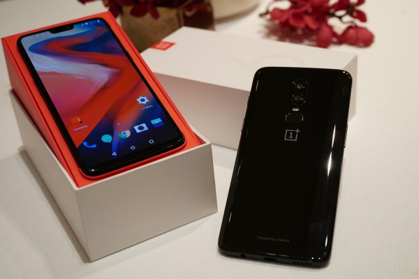 เปิดตัว OnePlus 6