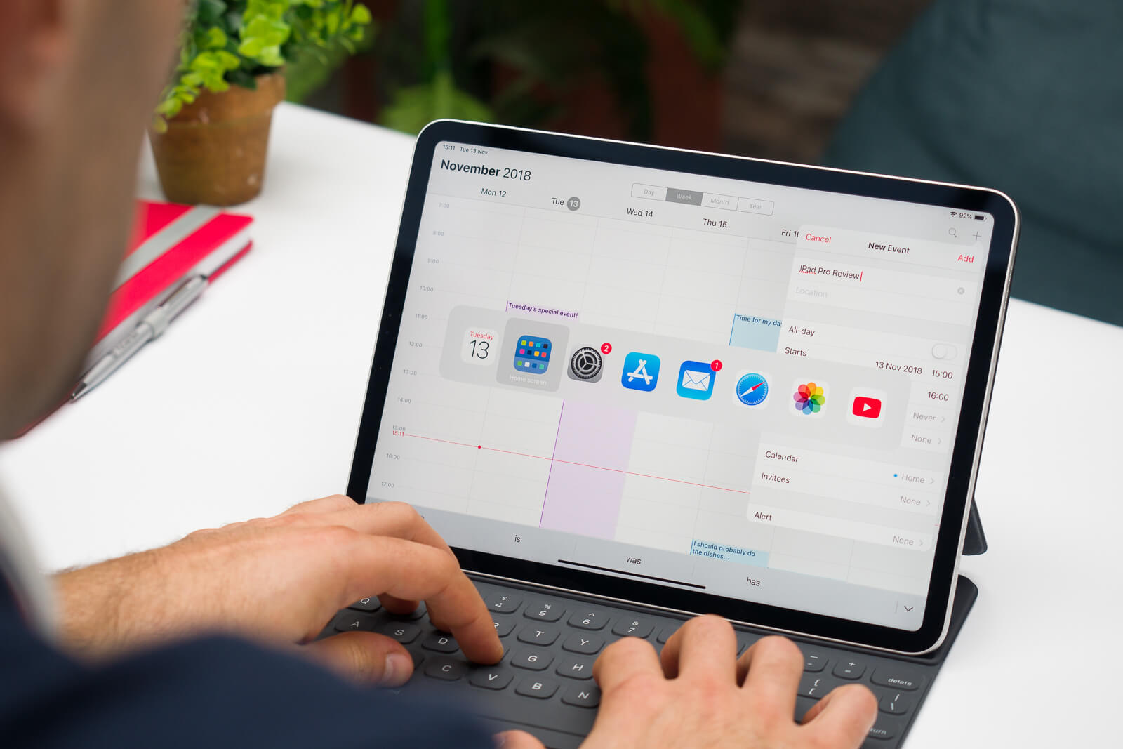 Ios 13 айпад. IPAD 13. IOS IPAD. Мобильный интернет на айпад IOS 12. IPAD IOS 13 фото.