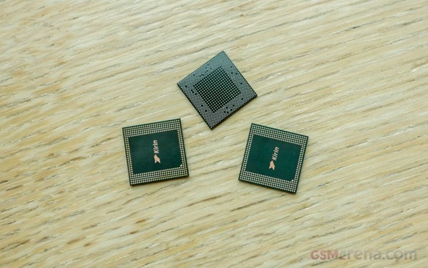 Kirin 985 to be mass-produced with 5G modems