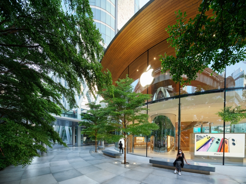 Apple Central World in Thailand