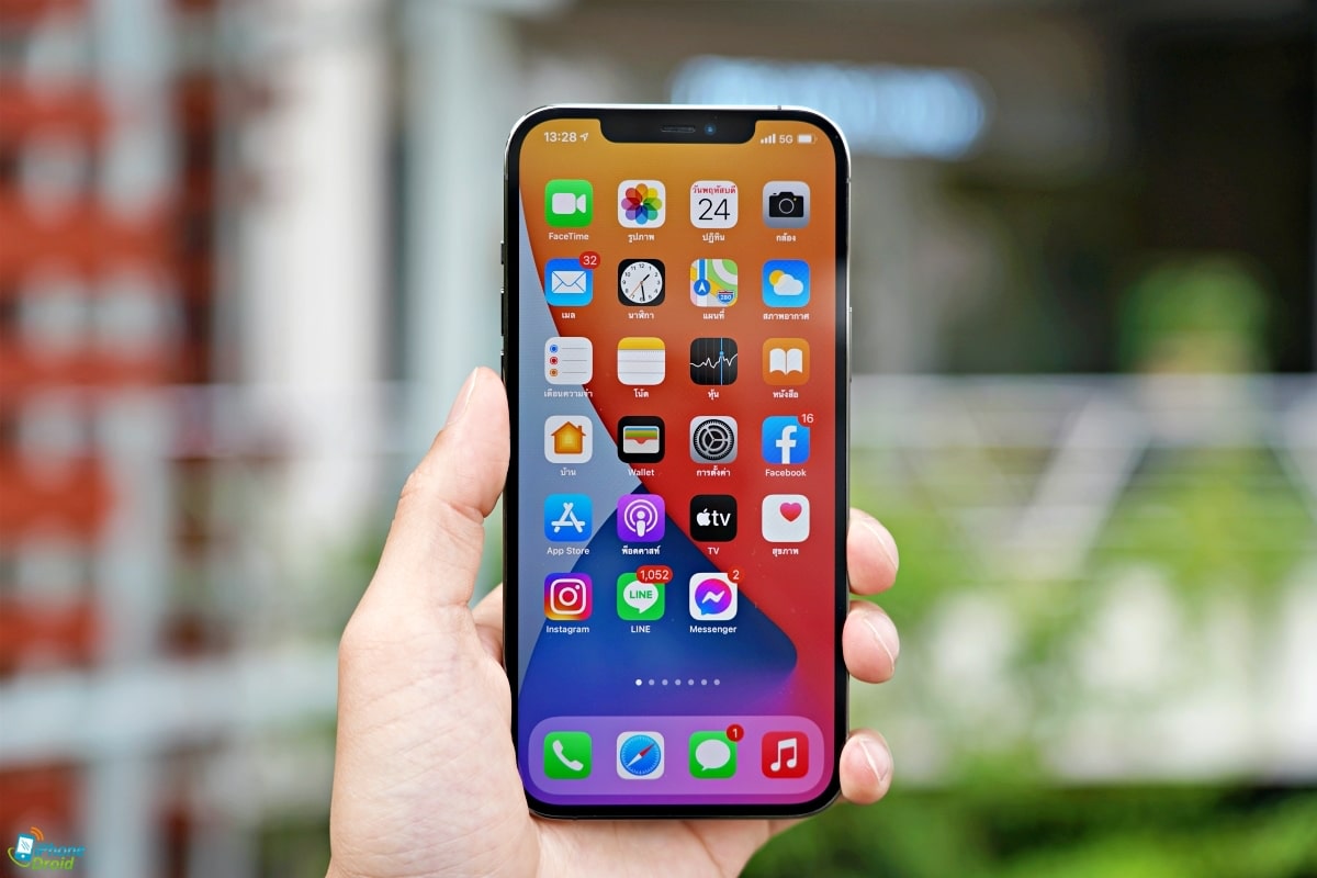 iPhone 12 Pro Max Review