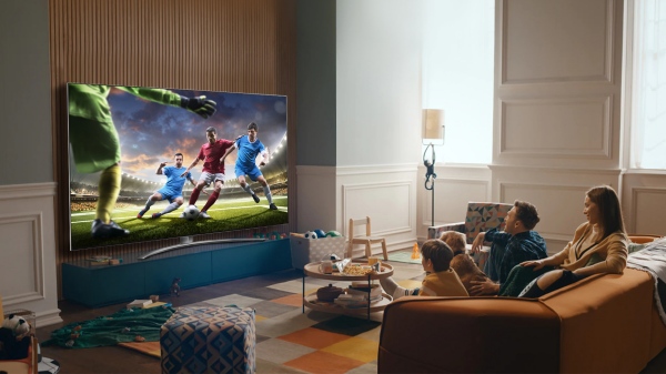 5 reasons to have an Ultra Big TV at home