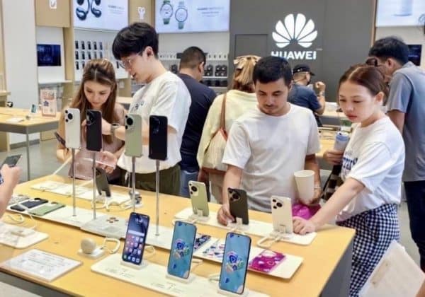 Huawei Experience Store Mega Bangna