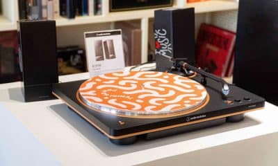 AT-LP70xBT Fully Automatic Wireless Belt-Drive Turntable