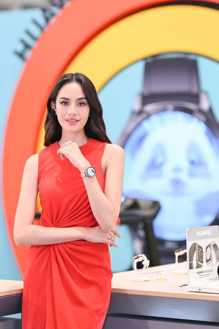 คุณโอปอล สุชาตา มิสยูนิเวิร์สไทยแลนด์ 2567